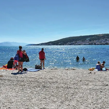 Appartement Three-bedroom In