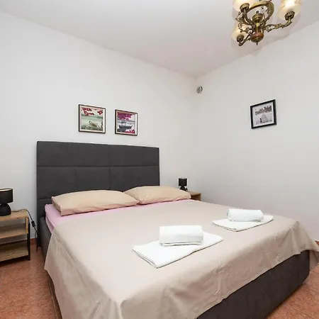 Three-bedroom In * Trogir