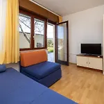 Apartment Three-bedroom In