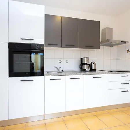 Apartment Three-bedroom In